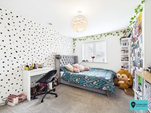 Bedroom- click for photo gallery